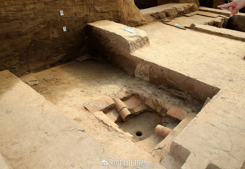 西安发现秦国“高端浴室” 铺有地砖装饰豪华